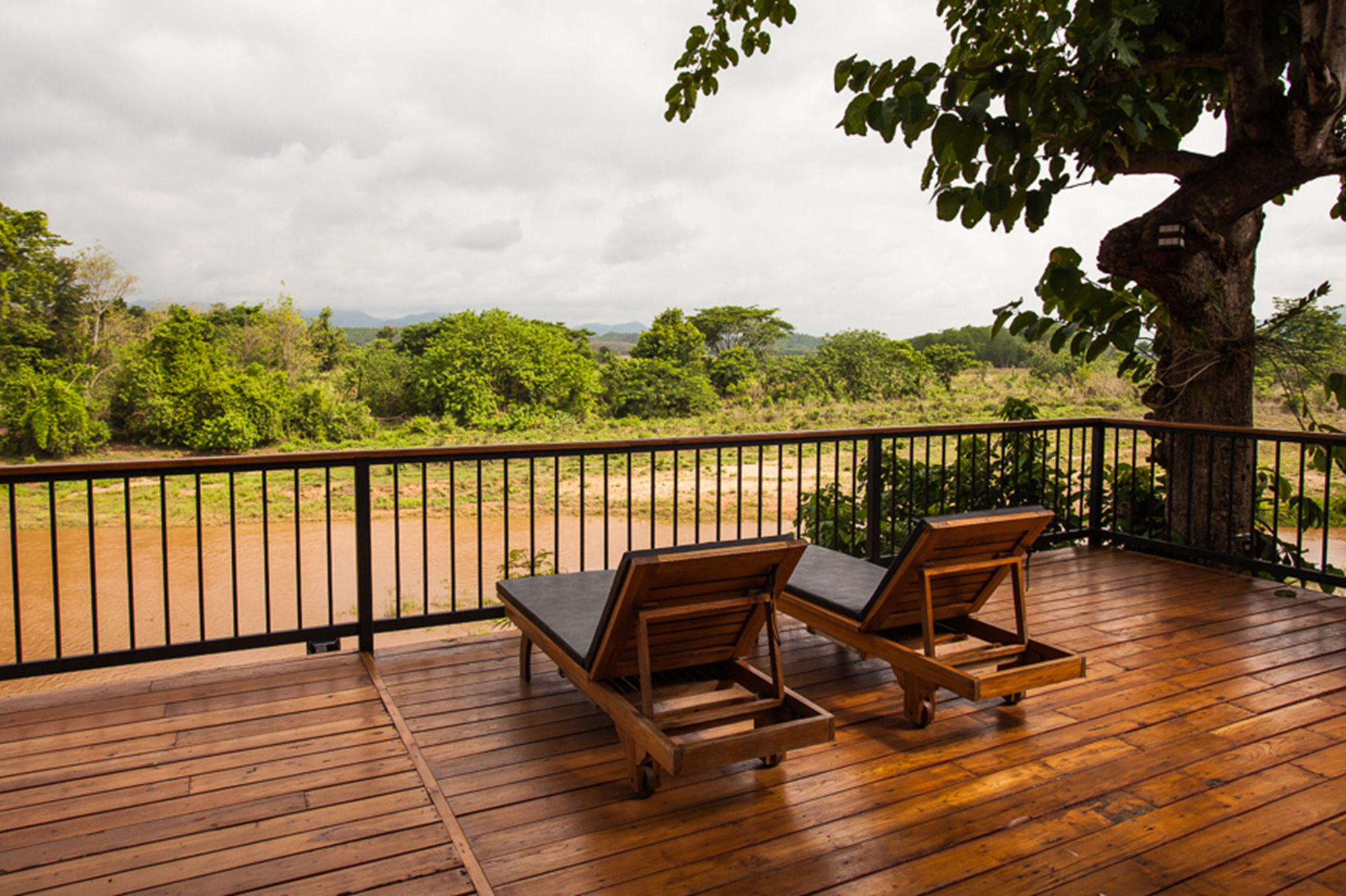 Фото Riverhouse Resort