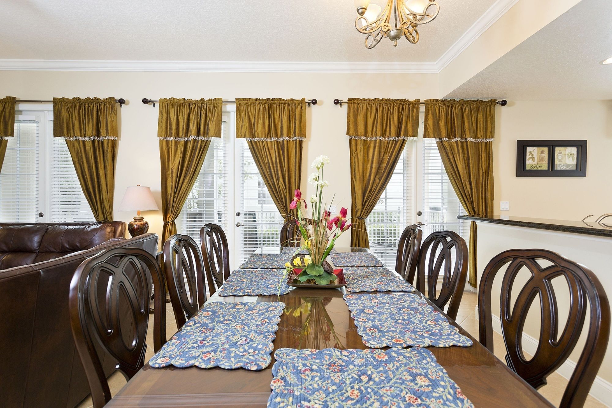 Фото Reunion Resort by Intteli Fun Rentals