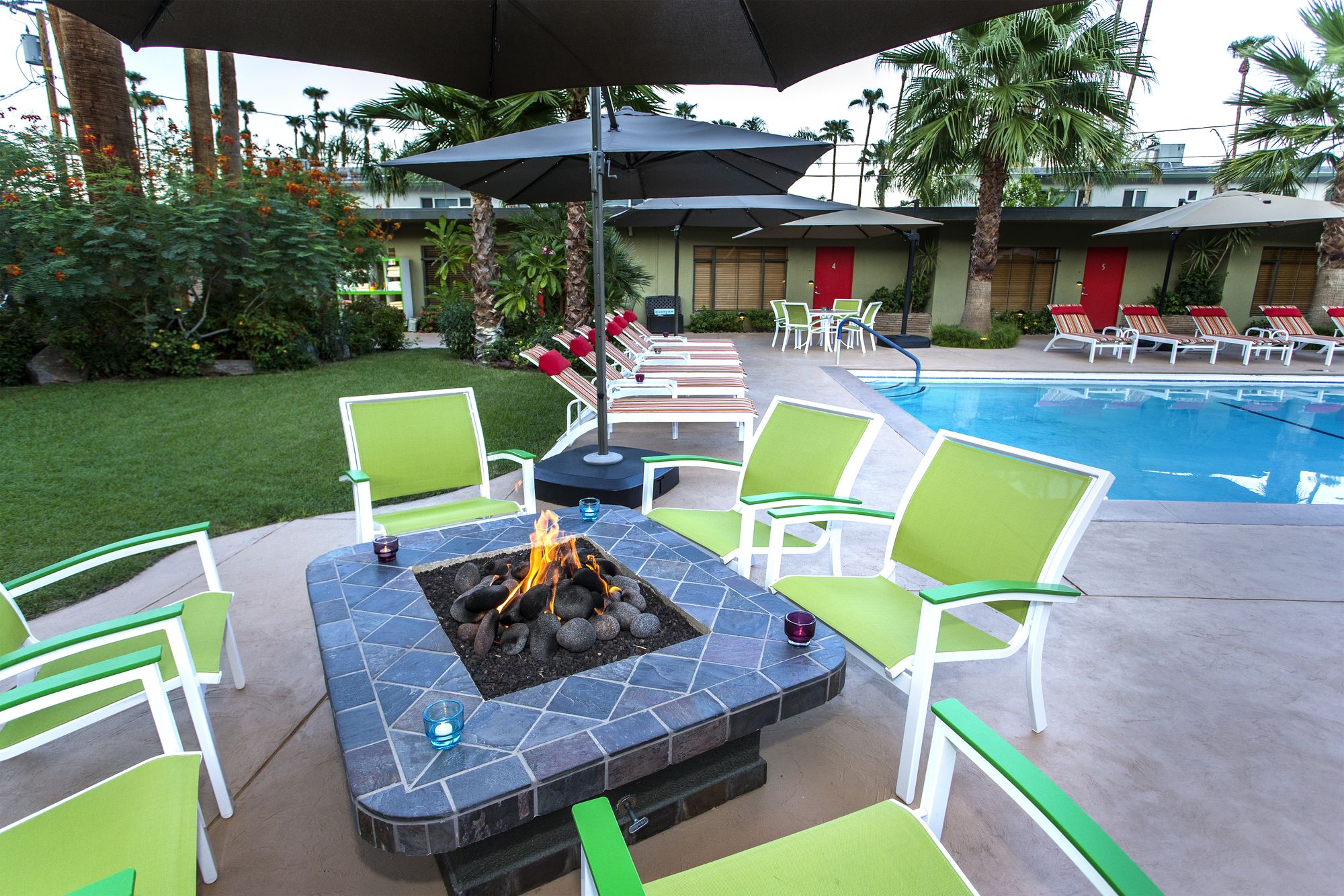 Фото Desert Riviera Hotel