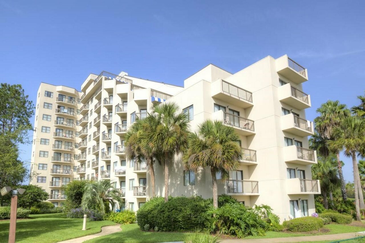 Фото Enclave Hotel & Suites Orlando, a staySky Hotel & Resort