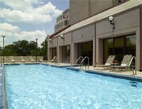 Внешний вид отеля Atlanta Marriott Suites Midtown в Атланте, фото 4
