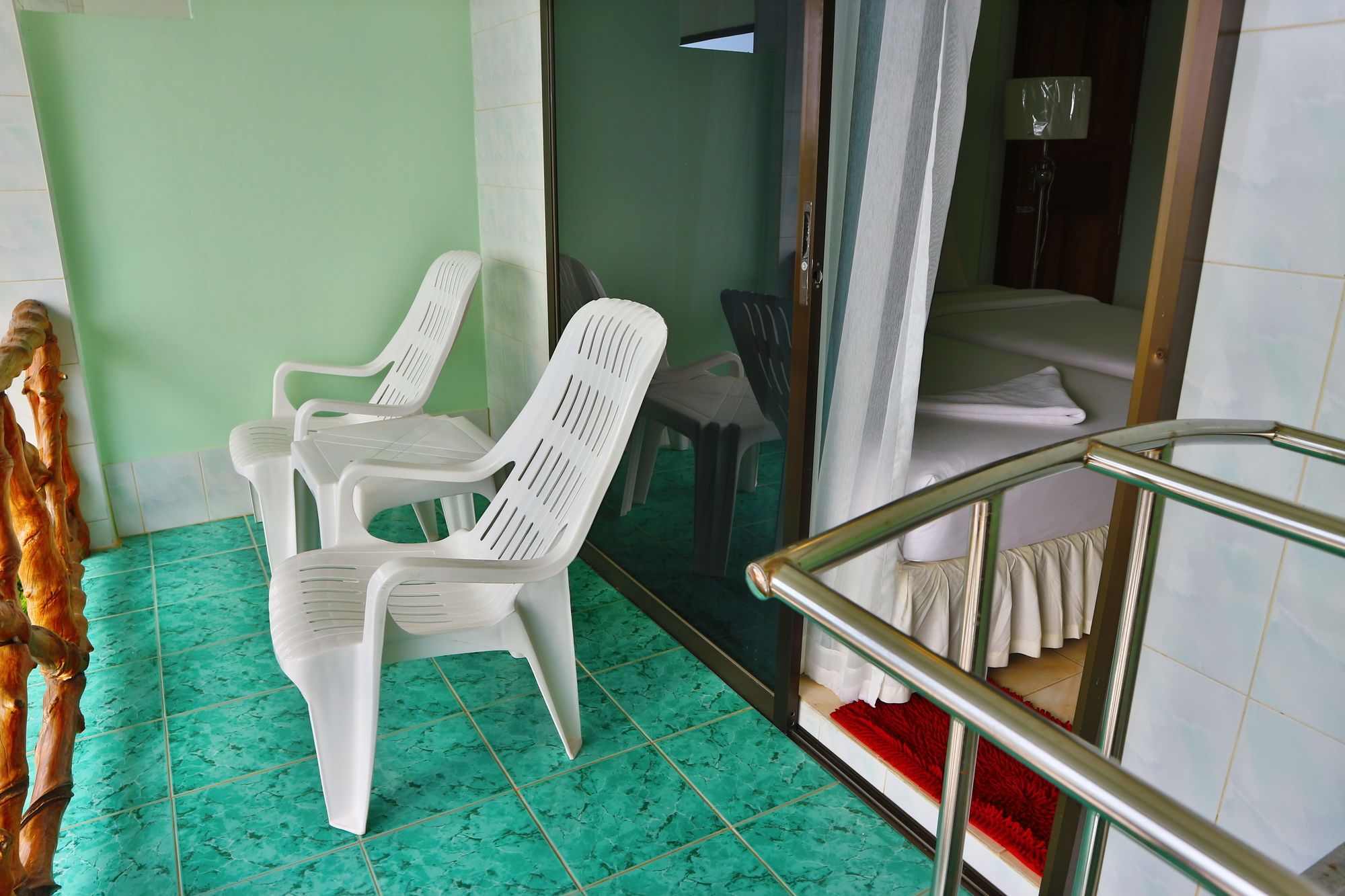 Фото Mam Kai Bae Beach Resort