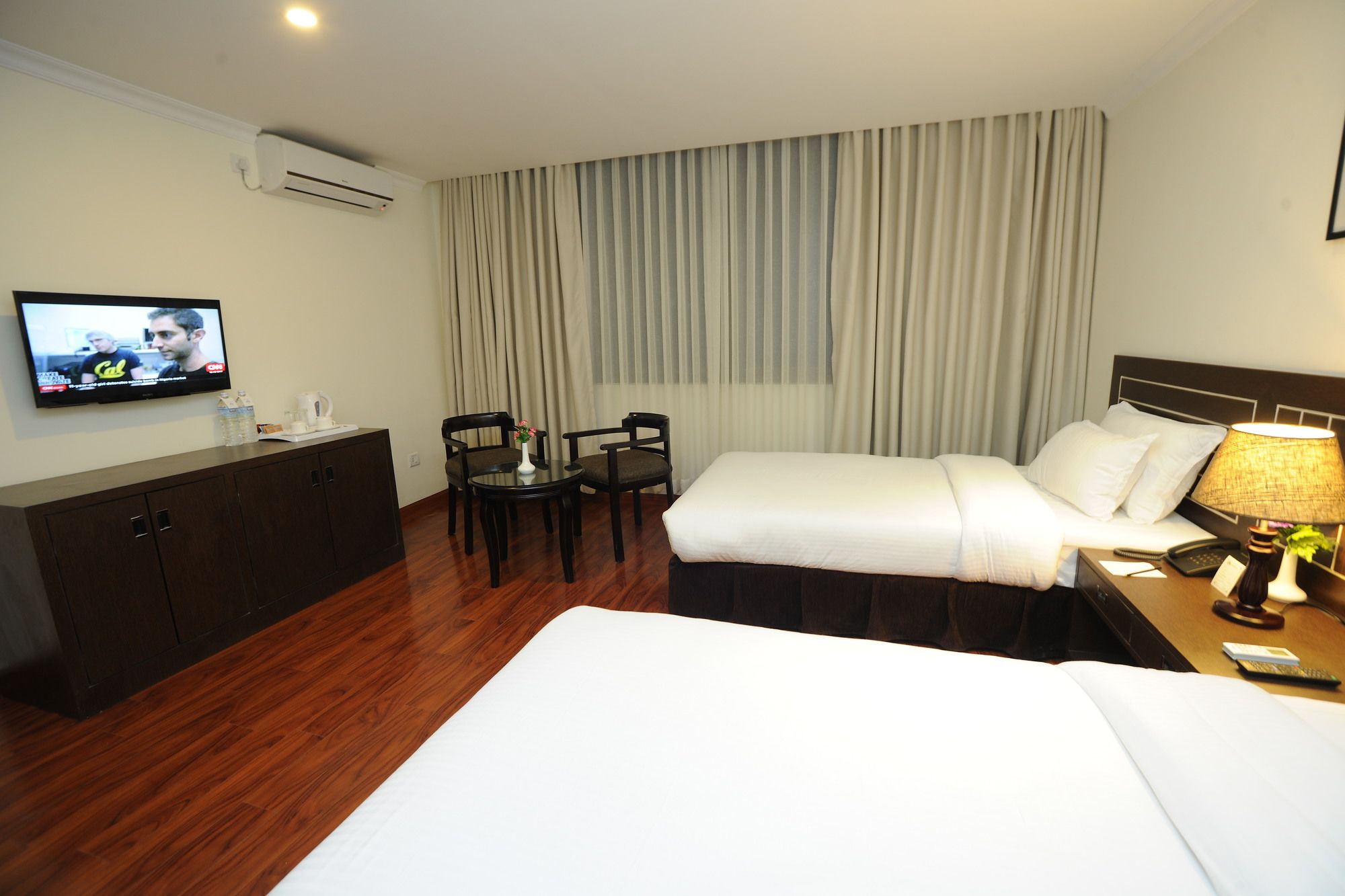 Фото Vannasut Hotel and SPA