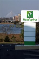 Фото Holiday Inn Charleston Riverview, an Ihg Hotel
