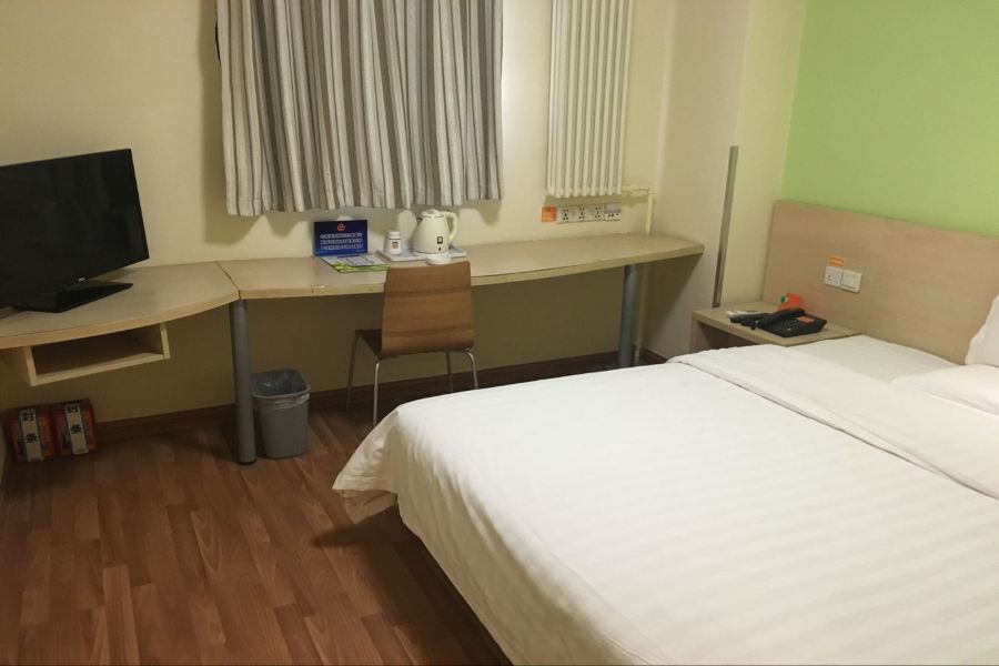 Фото 7Days Inn Hotel