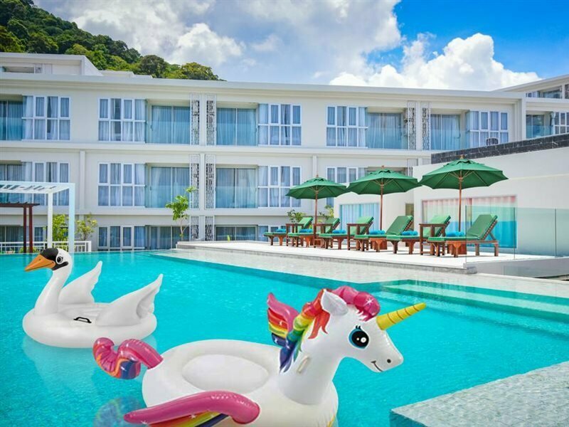 Гостиница The Aristo Seaview Hotel Patong