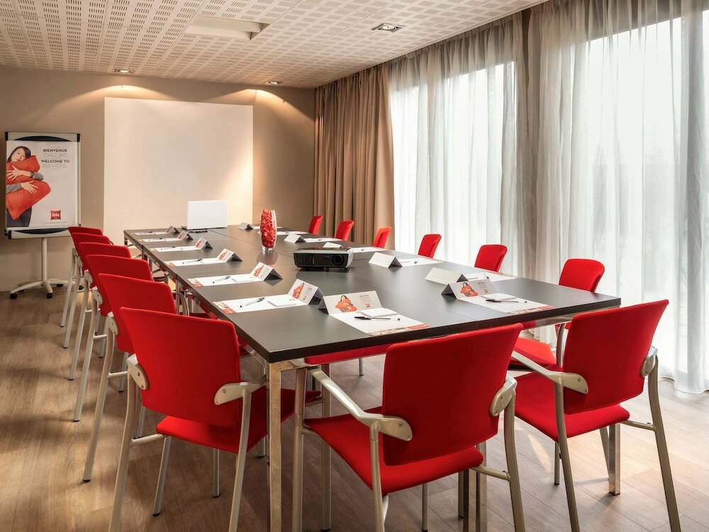 Фото Ibis Cergy Pontoise Le Port