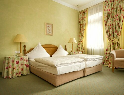 Внешний вид отеля Central-Hotel Kaiserhof в Ганновере, фото 3