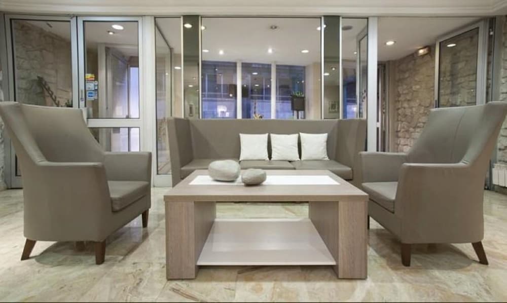 Фото Hôtel Lebron