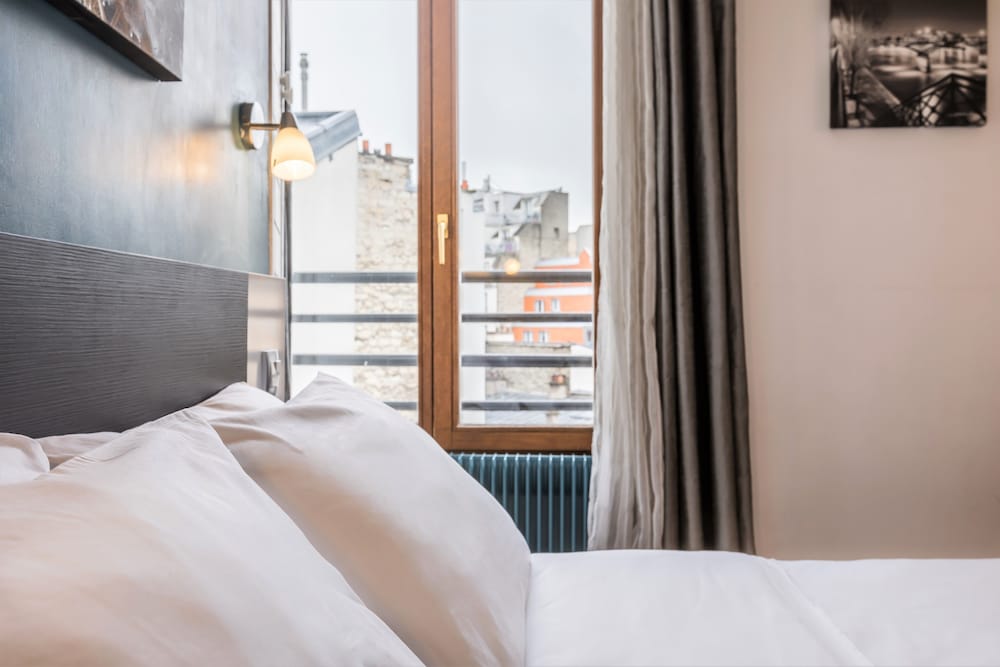 Фото Hôtel Du Maine