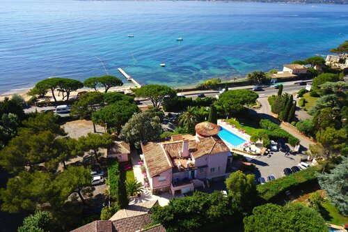 Гостиница Hôtel Villa des Anges в Гриме