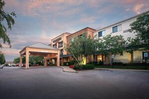 Гостиница Courtyard Lexington South/Hamburg Place