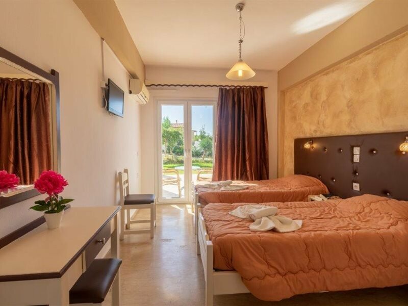 Фото Akis Villa Studios & Apartments with Pool