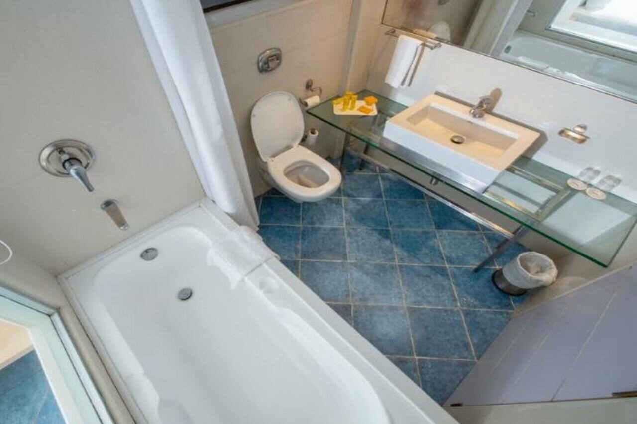 Фото Boutique Hotel Bawa Suites