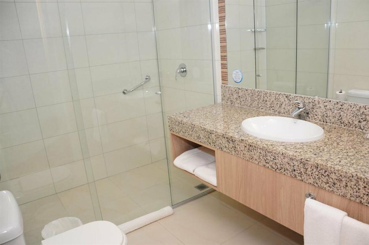 Фото Hotel Intercity Manaus