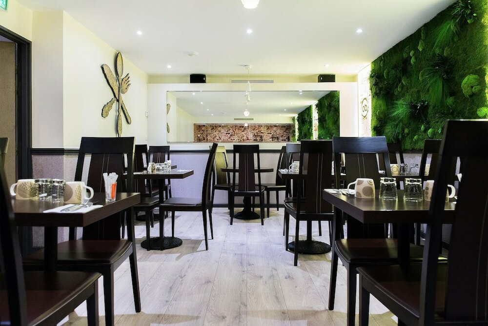 Фото Best Western Plus Opera Batignolles