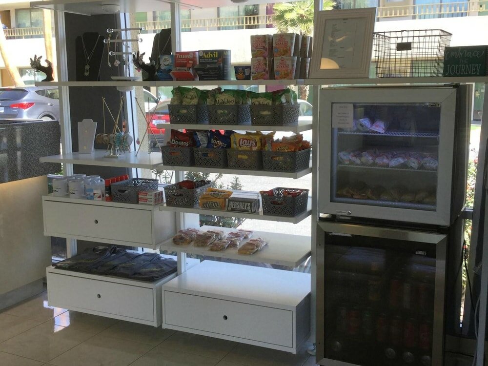 Фото Vagabond Motor Hotel