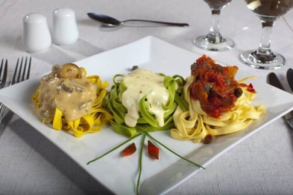 Фото Park Hotel Calama