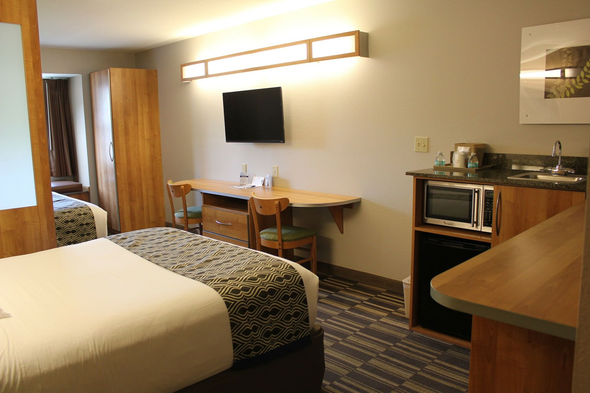 Фото Microtel Inn & Suites by Wyndham York