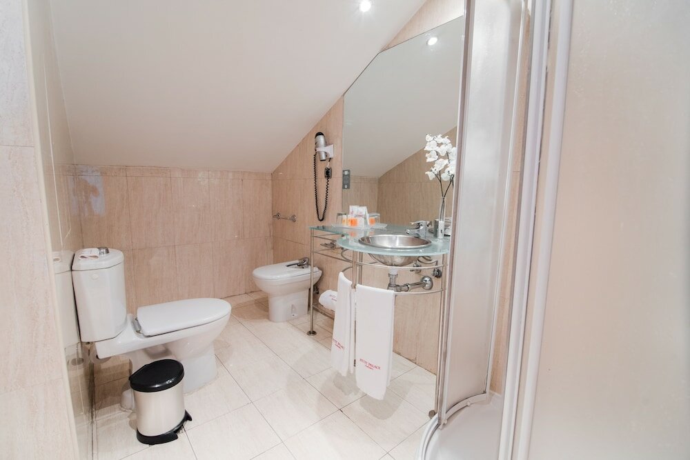 Фото Petit Palace Cliper Gran Vía