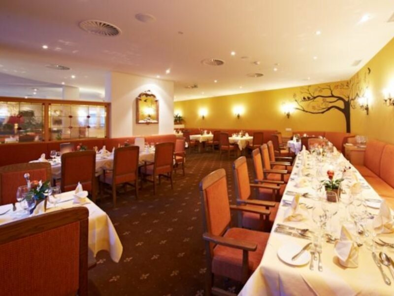 Фото Hotel Saalbacher Hof