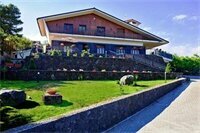 Гостиница Etna Hut в Николози
