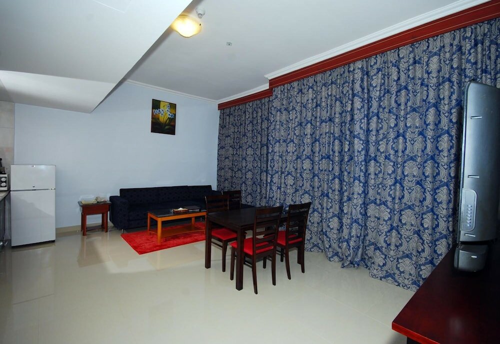 Фото Ramee Rose Hotel Apartments