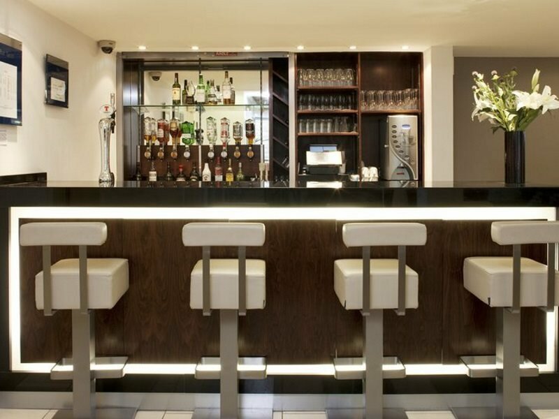 Фото Holiday Inn Express Edinburgh Royal Mile, an Ihg Hotel