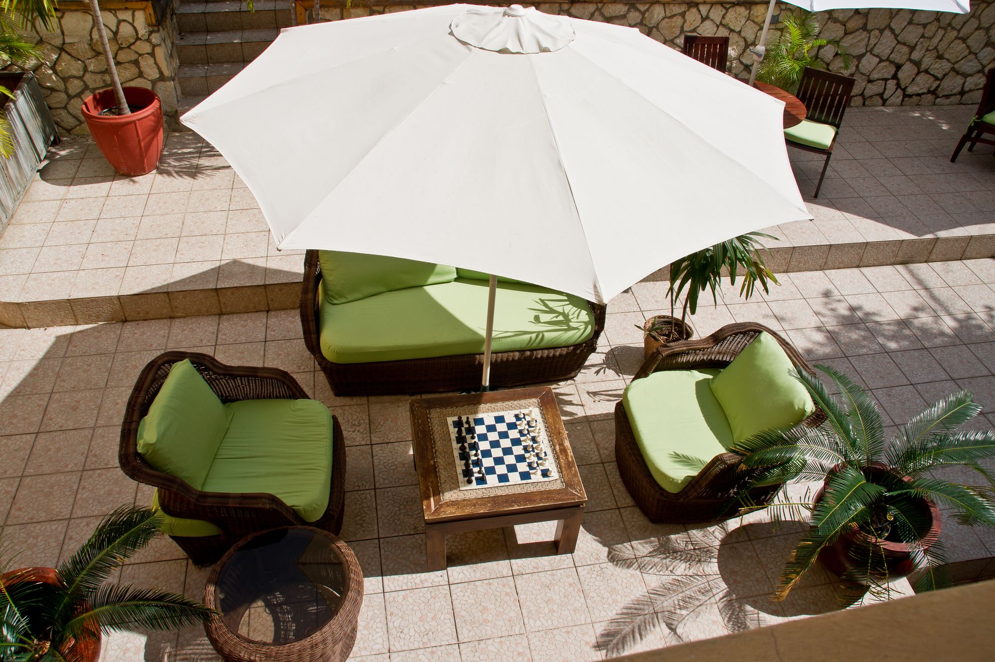 Фото Altamont West Hotel