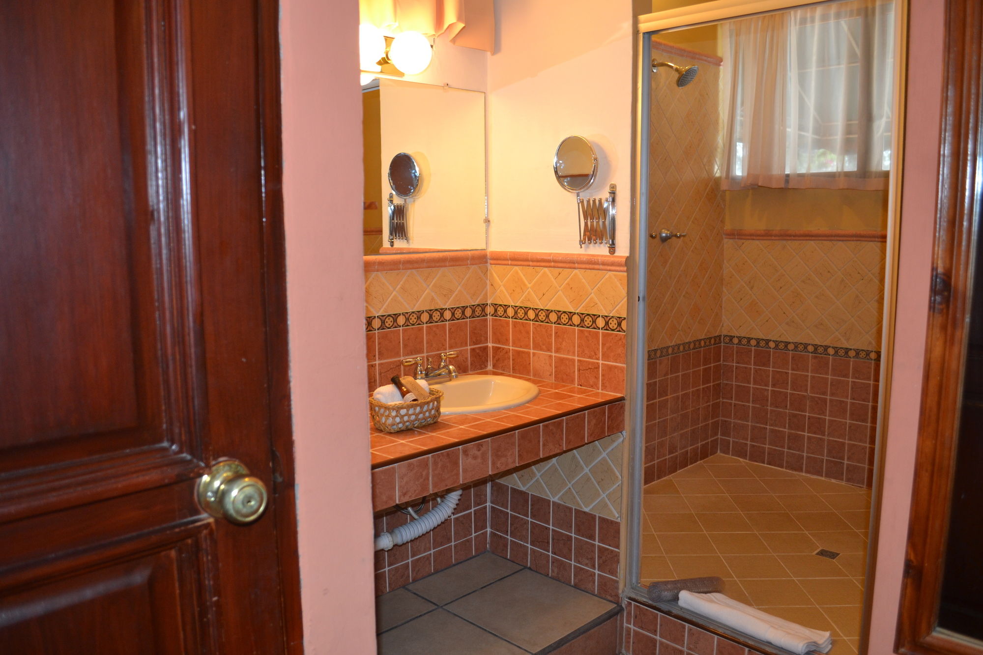 Фото Morrison Hotel San Salvador