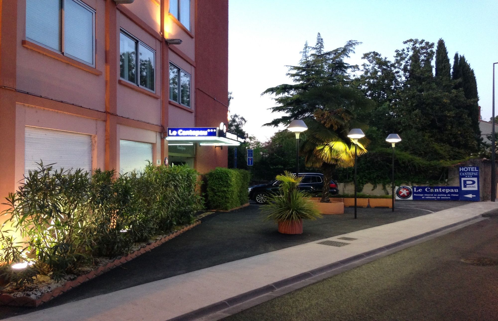 Фото The Originals City, Hôtel Rive Droite, Albi