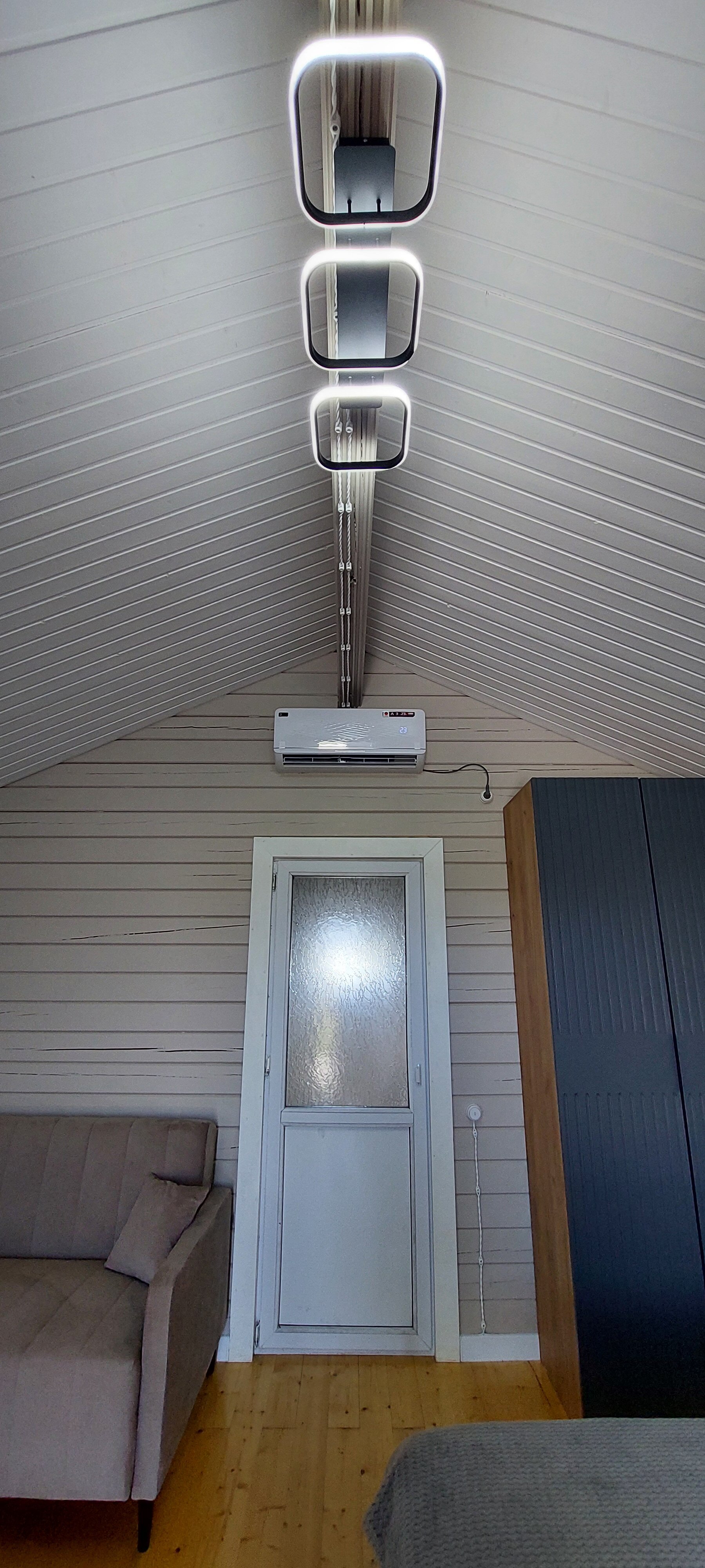 Фото White Horse