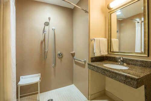 Гостиница Holiday Inn Express & Suites Phoenix - Glendale Sports Dist, an Ihg Hotel в Глендейле