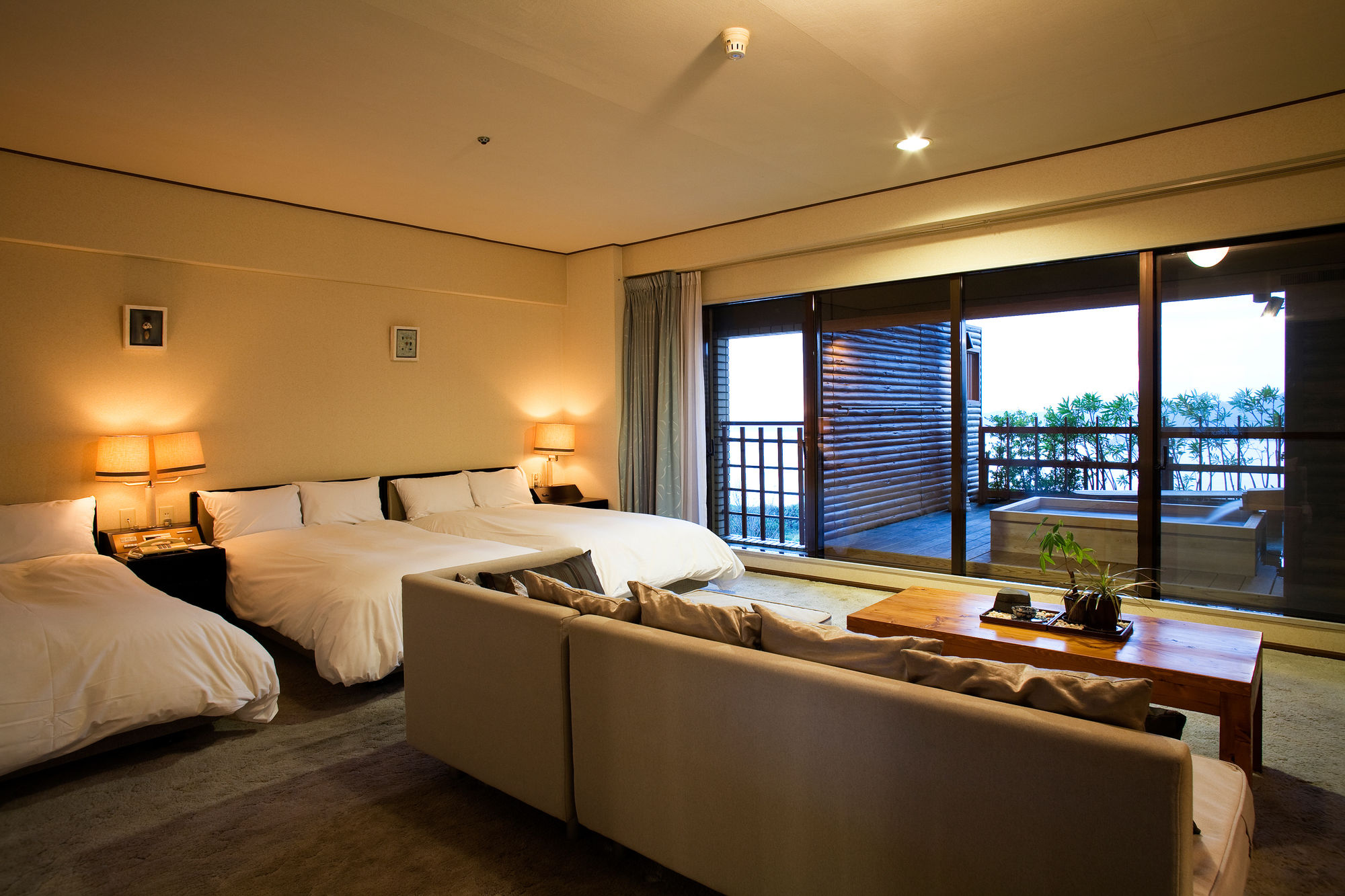 Фото Plaza Awajishima