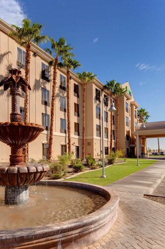 Гостиница Holiday Inn Express & Suites Yuma, an Ihg Hotel в Юме