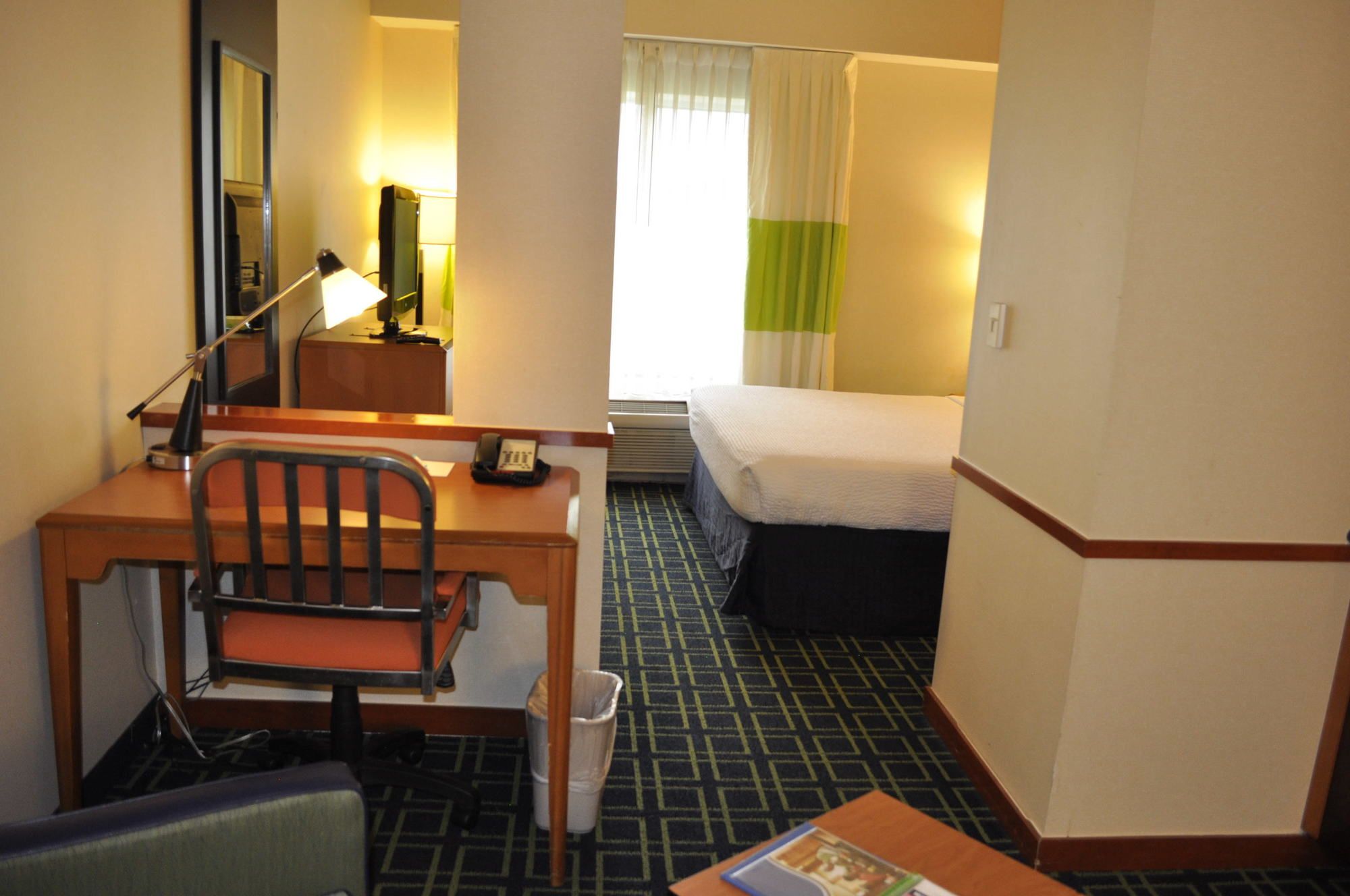 Фото Fairfield Inn & Suites by Marriott Columbia