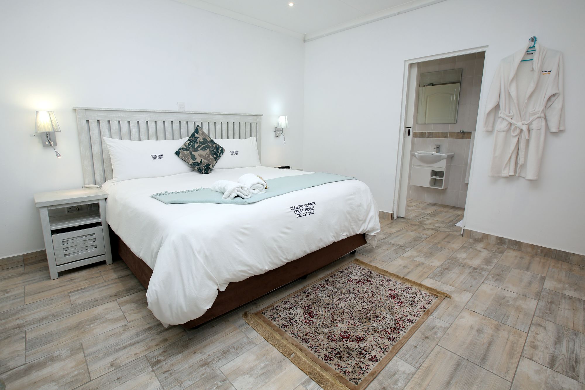 Фото Blessed Corner Guest House