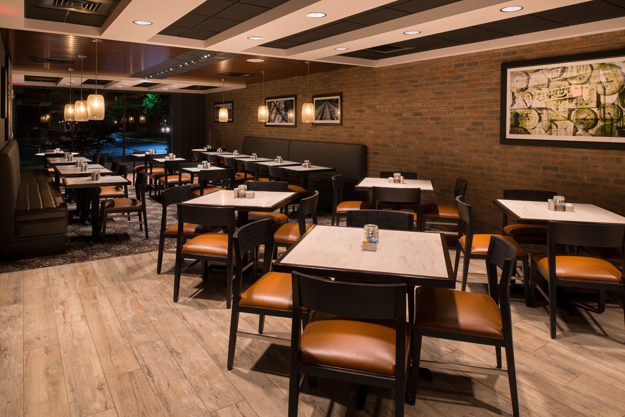 Фото DoubleTree by Hilton Raleigh Crabtree Valley