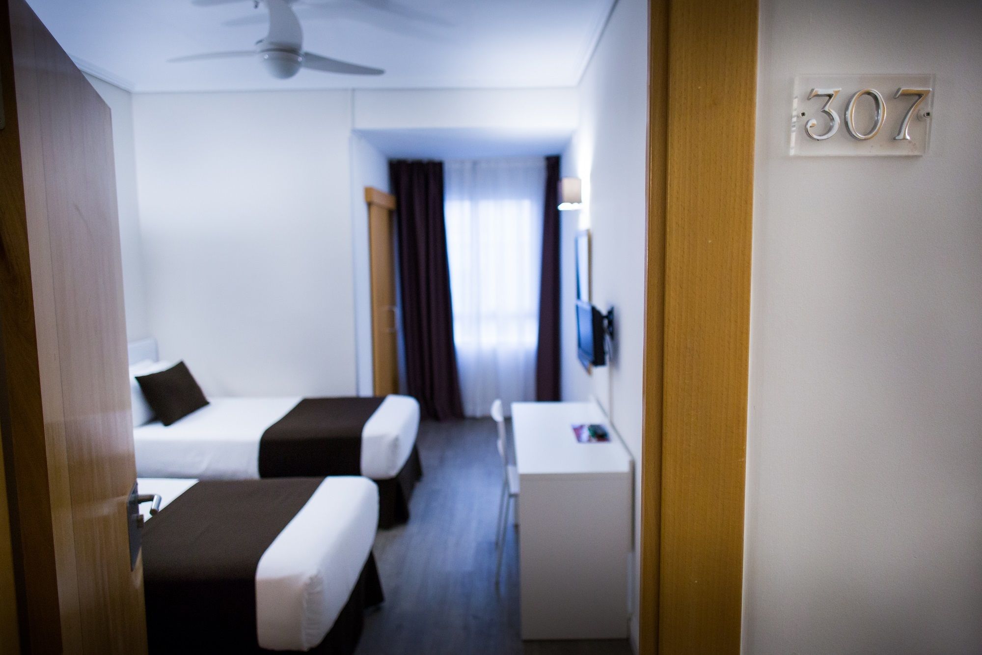 Фото Sweet Hotel Continental