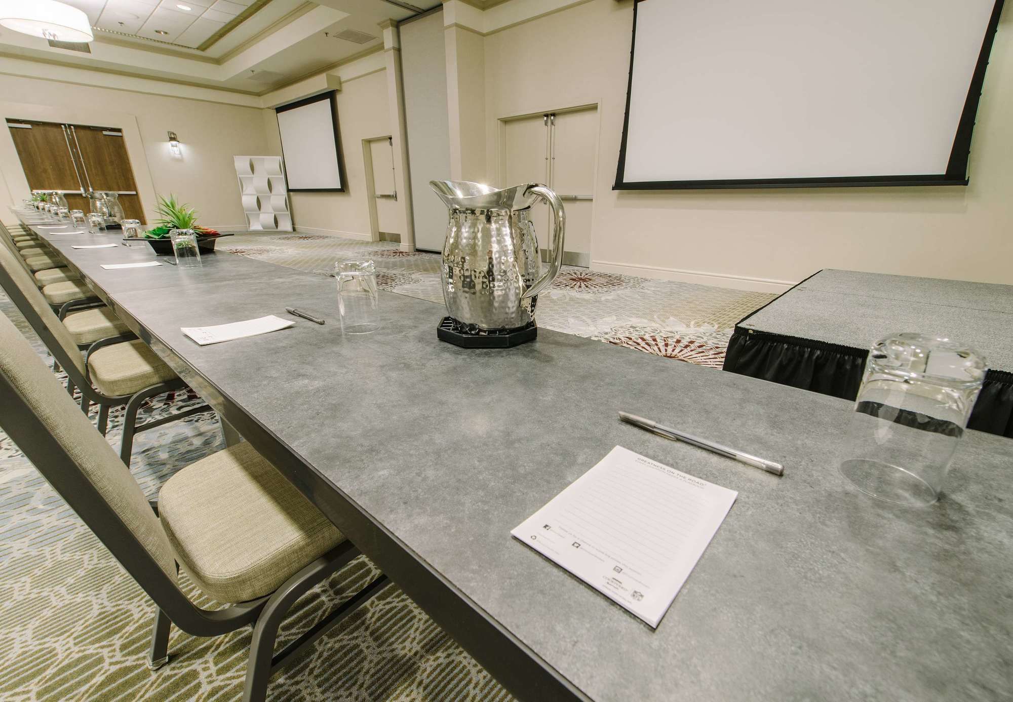 Фото Courtyard by Marriott Nashua
