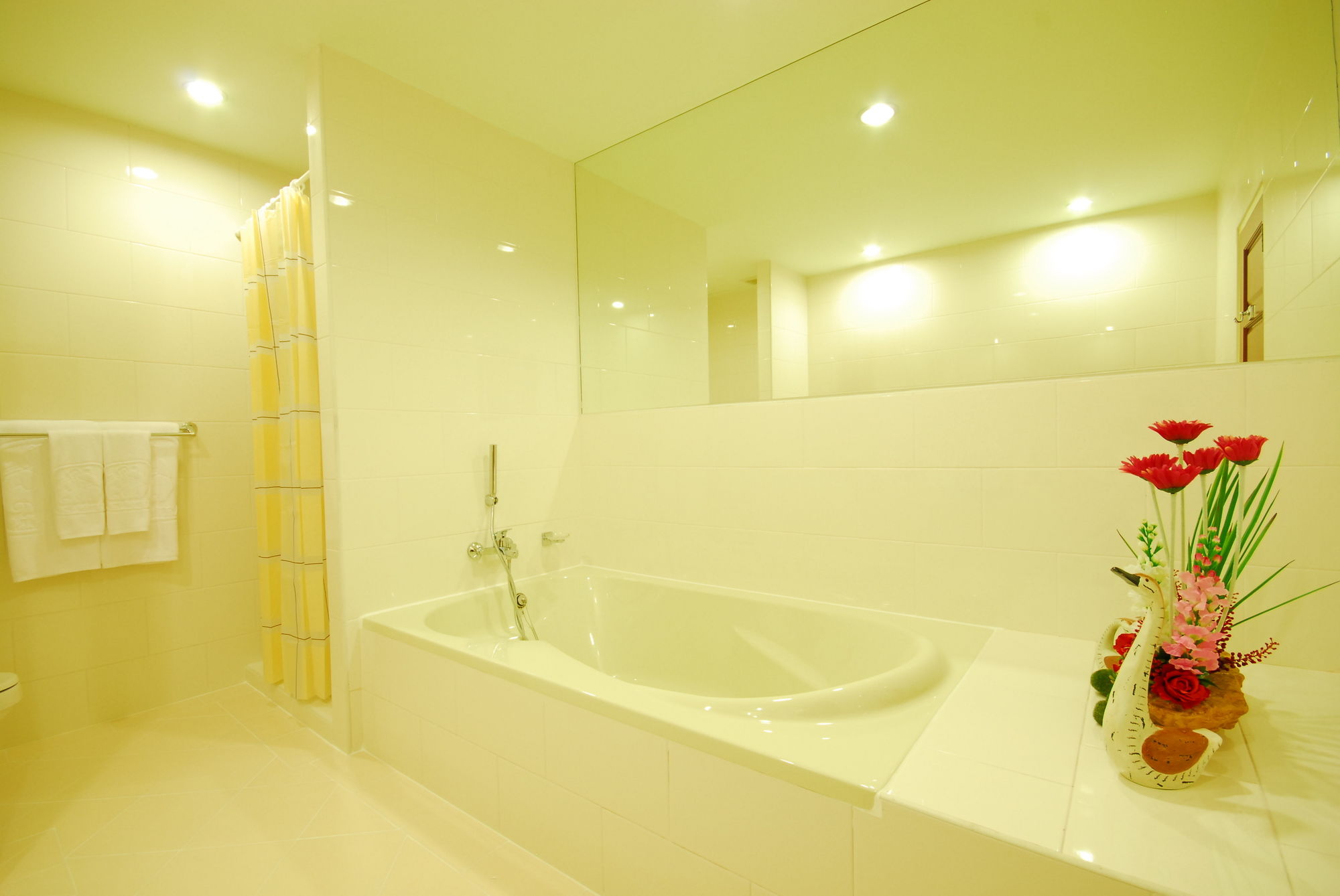 Фото Hip Bangkok