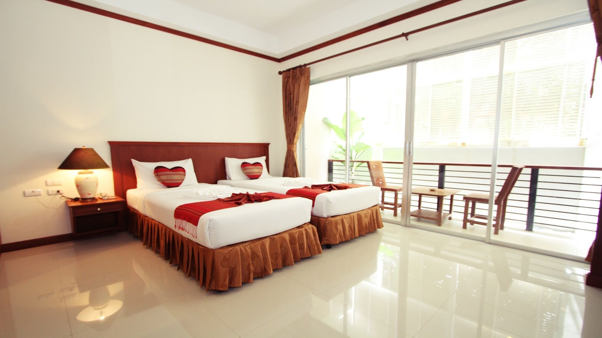 Фото The Orchid House