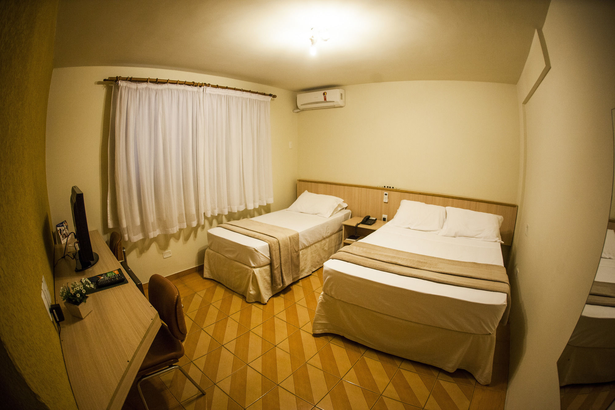 Фото Harbor Self Cidade Verde