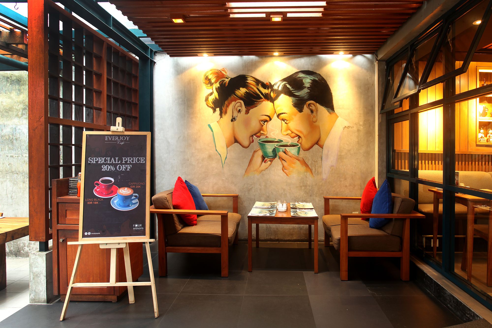 Фото Ivory Hotel Bandung