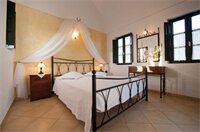 Фото Anthonas Apartments