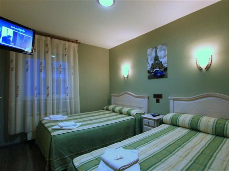 Фото Hostal Regio