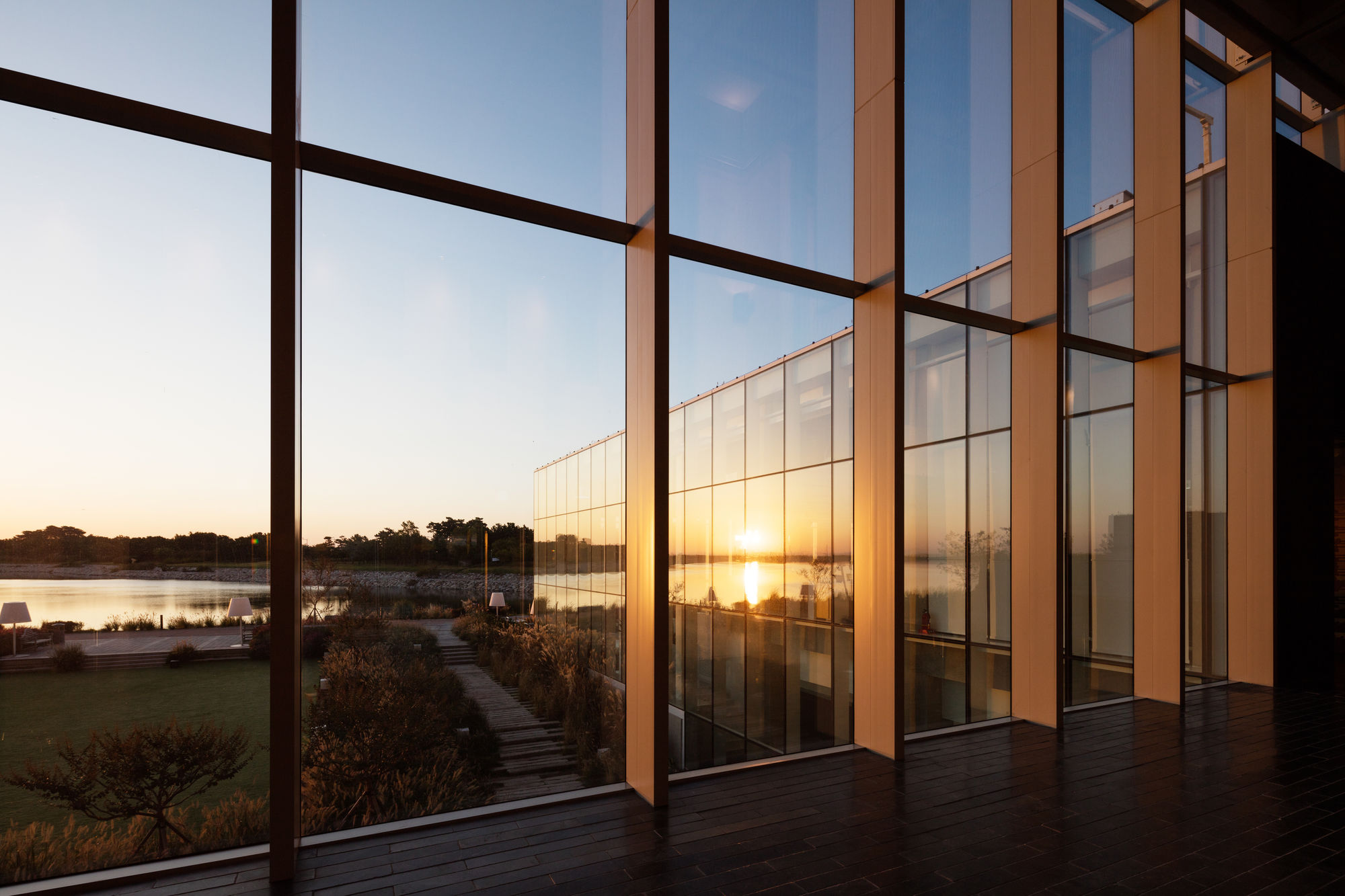 Фото Nest Hotel Incheon