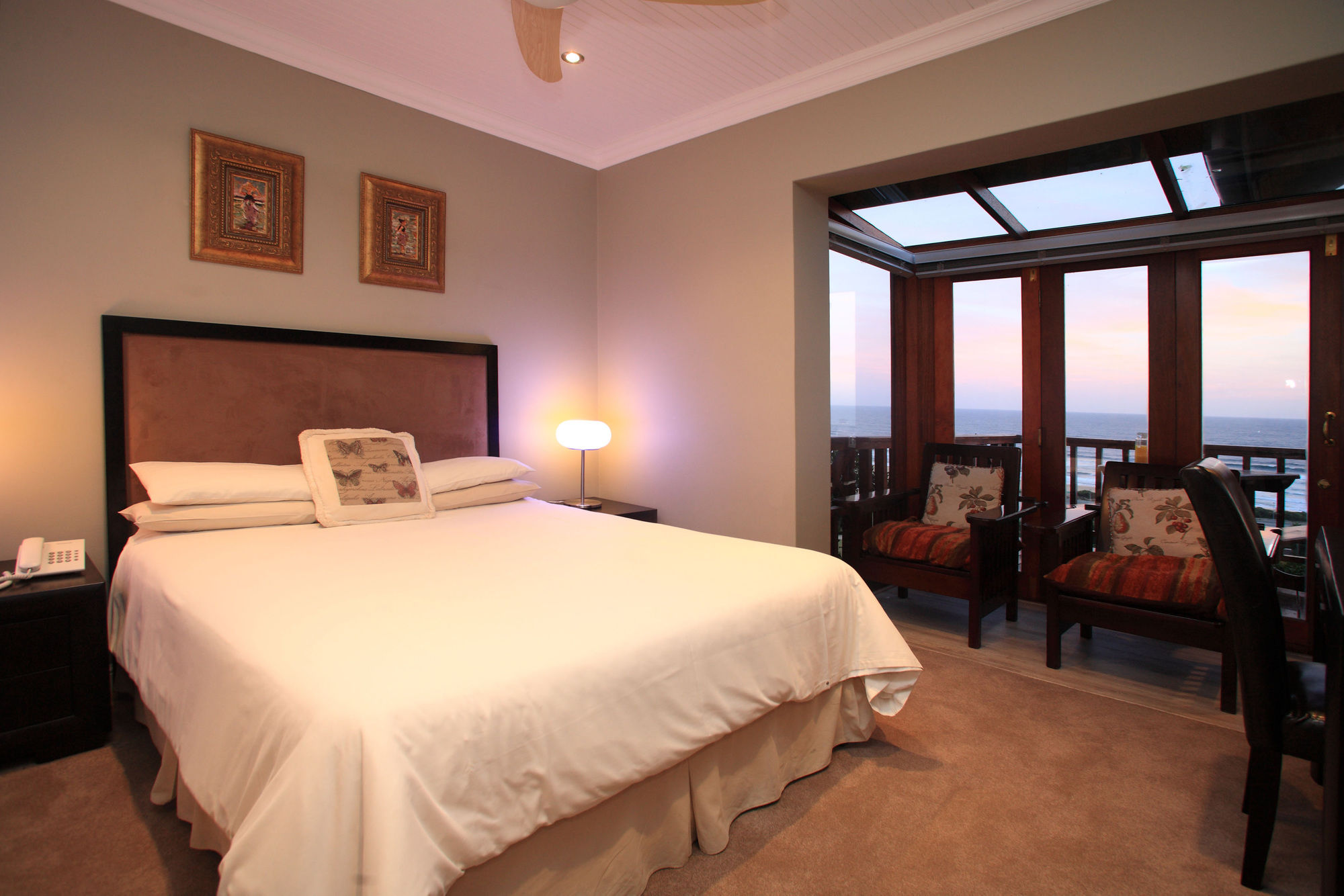 Фото Boardwalk Lodge - self-catering