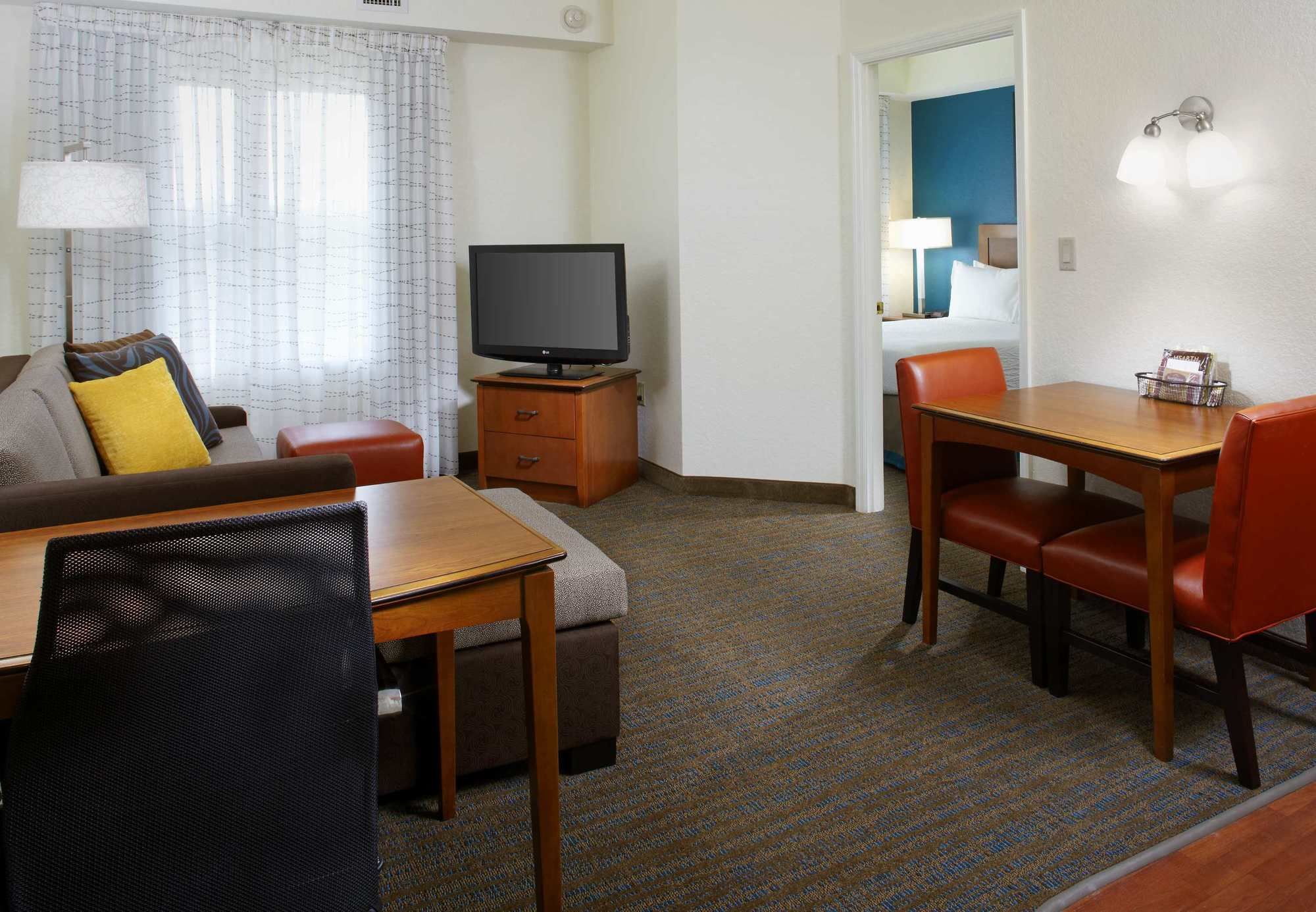 Фото Residence Inn by Marriott Tampa Oldsmar