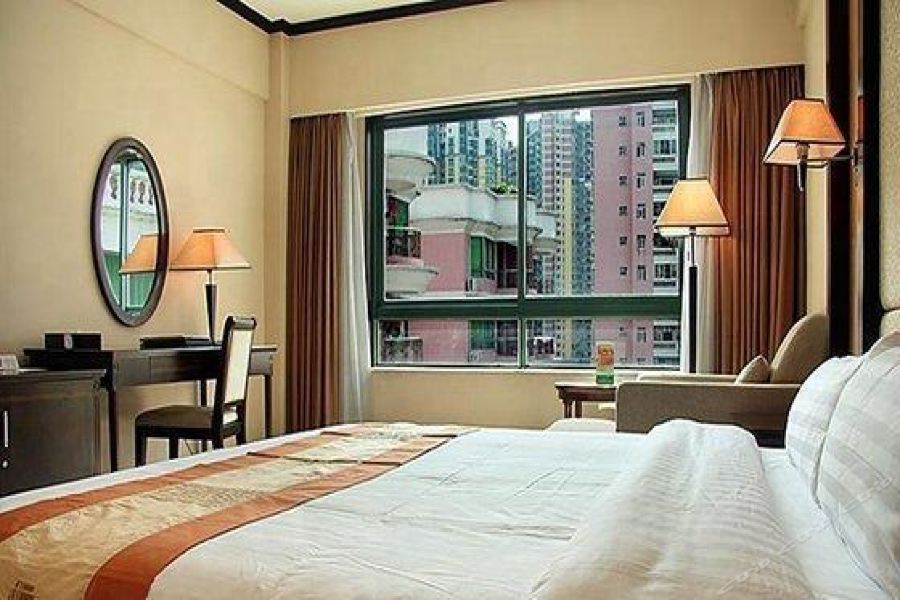 Фото New Pearl River Hotel